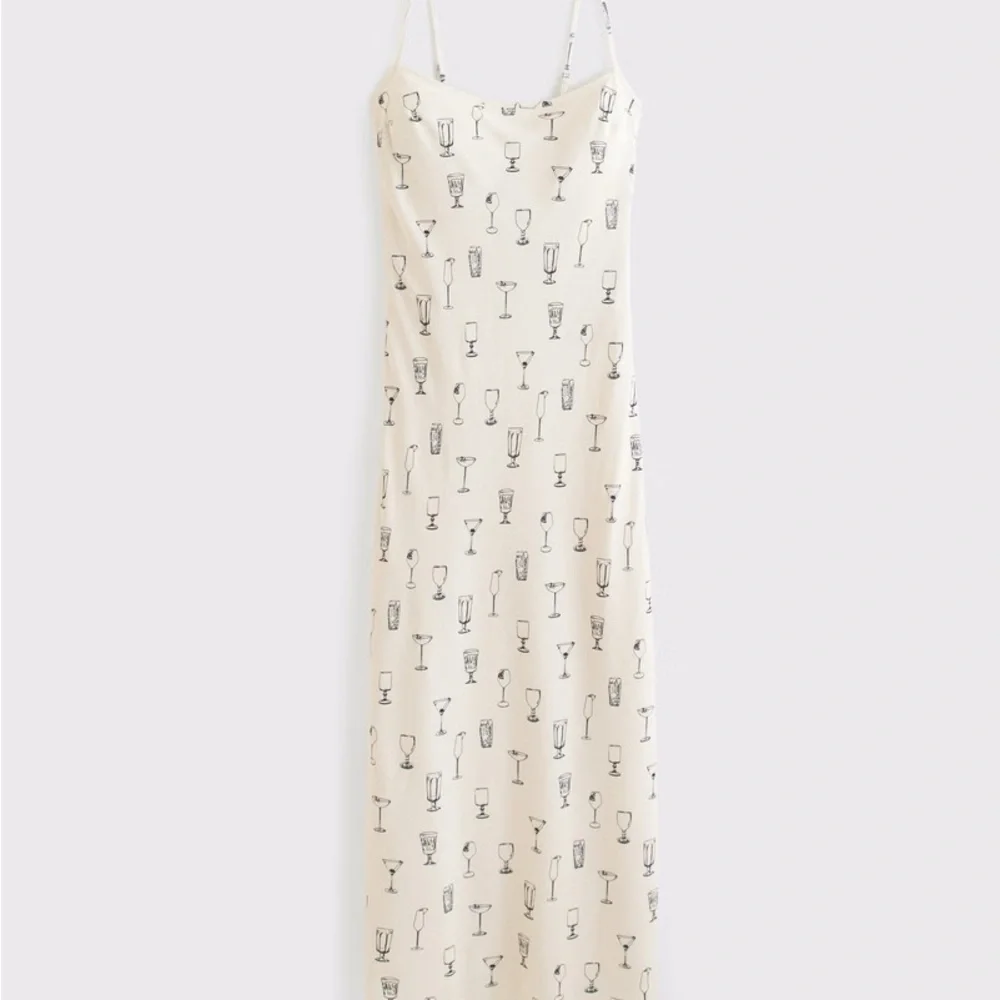 The A&F Julia Slip Maxi Dress Cocktail Pattern Tall  - Picture 1 of 4